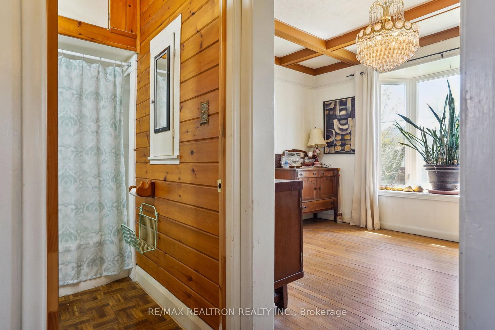 Main Level 2 Bedroom-2585 Lake Shore Blvd, Toronto, view 12
