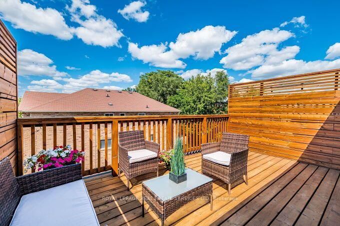 454 St Johns Road • Toronto, ON photo 26