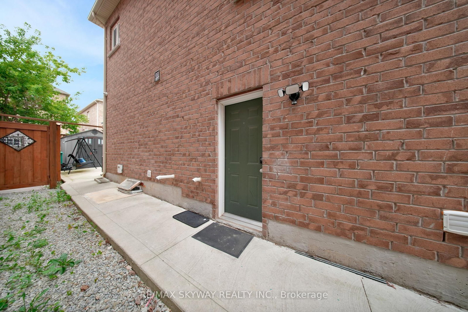 12 Fitzgibson Street • Brampton, ON photo 30