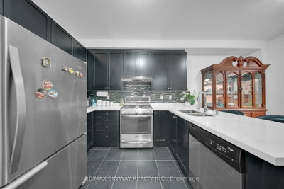 12 Fitzgibson Street • Brampton, ON photo 8