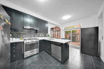 12 Fitzgibson Street • Brampton, ON photo 9