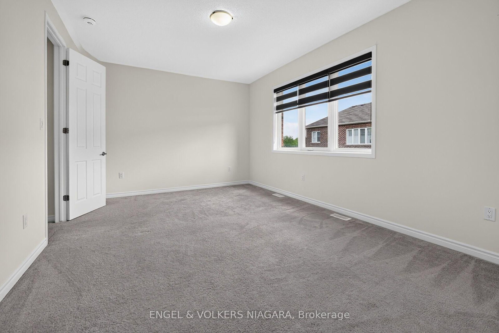 1221 Rose Way S • Milton, ON photo 21