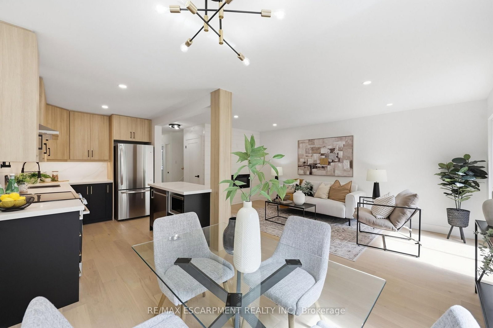 5095 Pinedale Avenue • #106 • Burlington, ON photo 13
