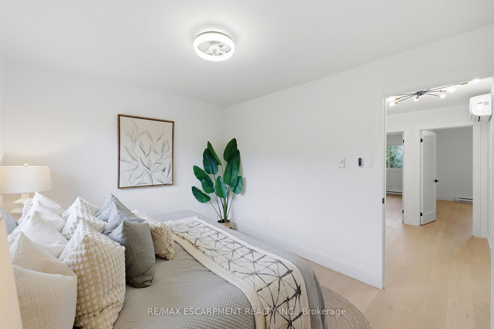 5095 Pinedale Avenue • #106 • Burlington, ON photo 25