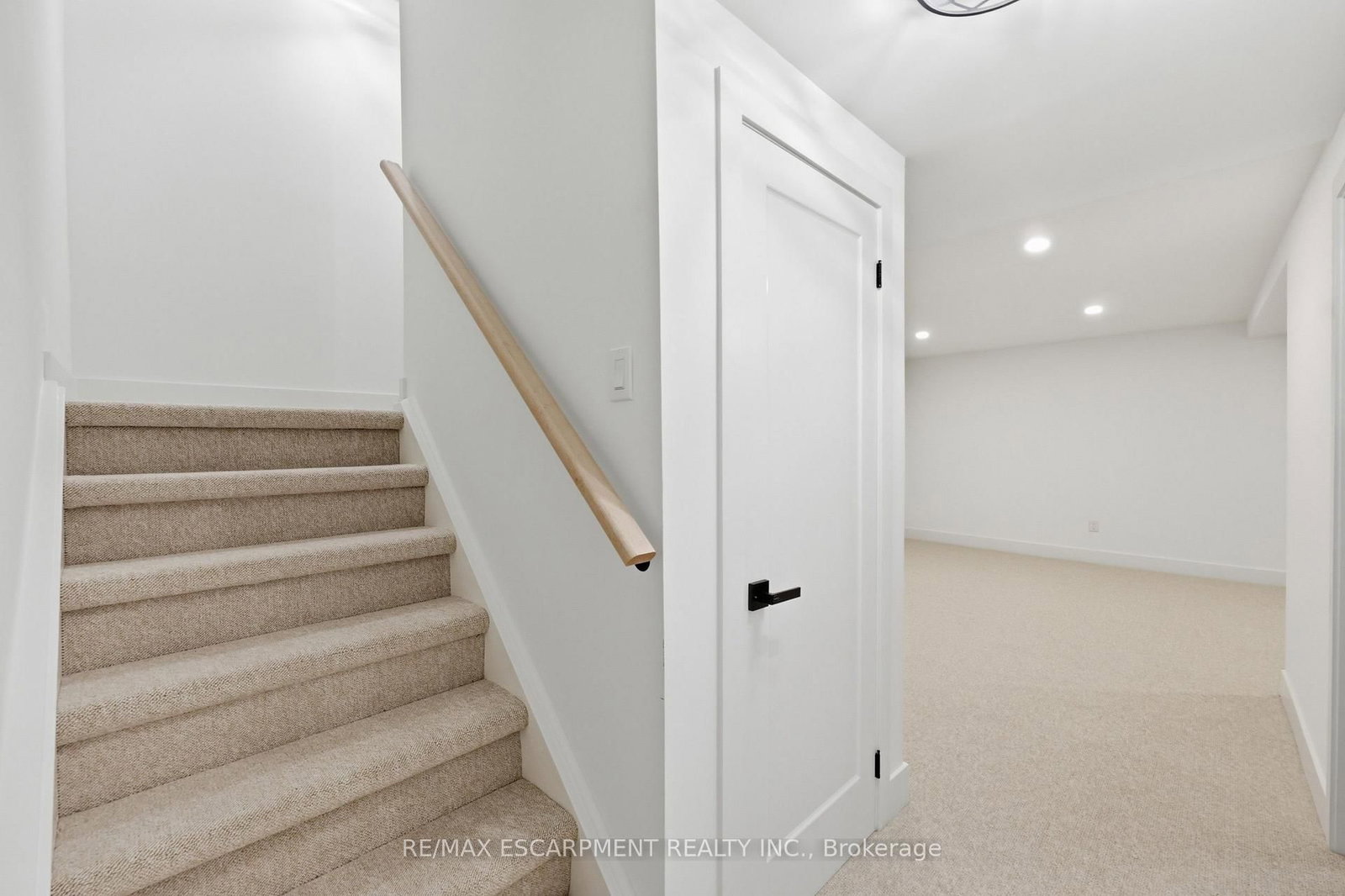 5095 Pinedale Avenue • #106 • Burlington, ON photo 28