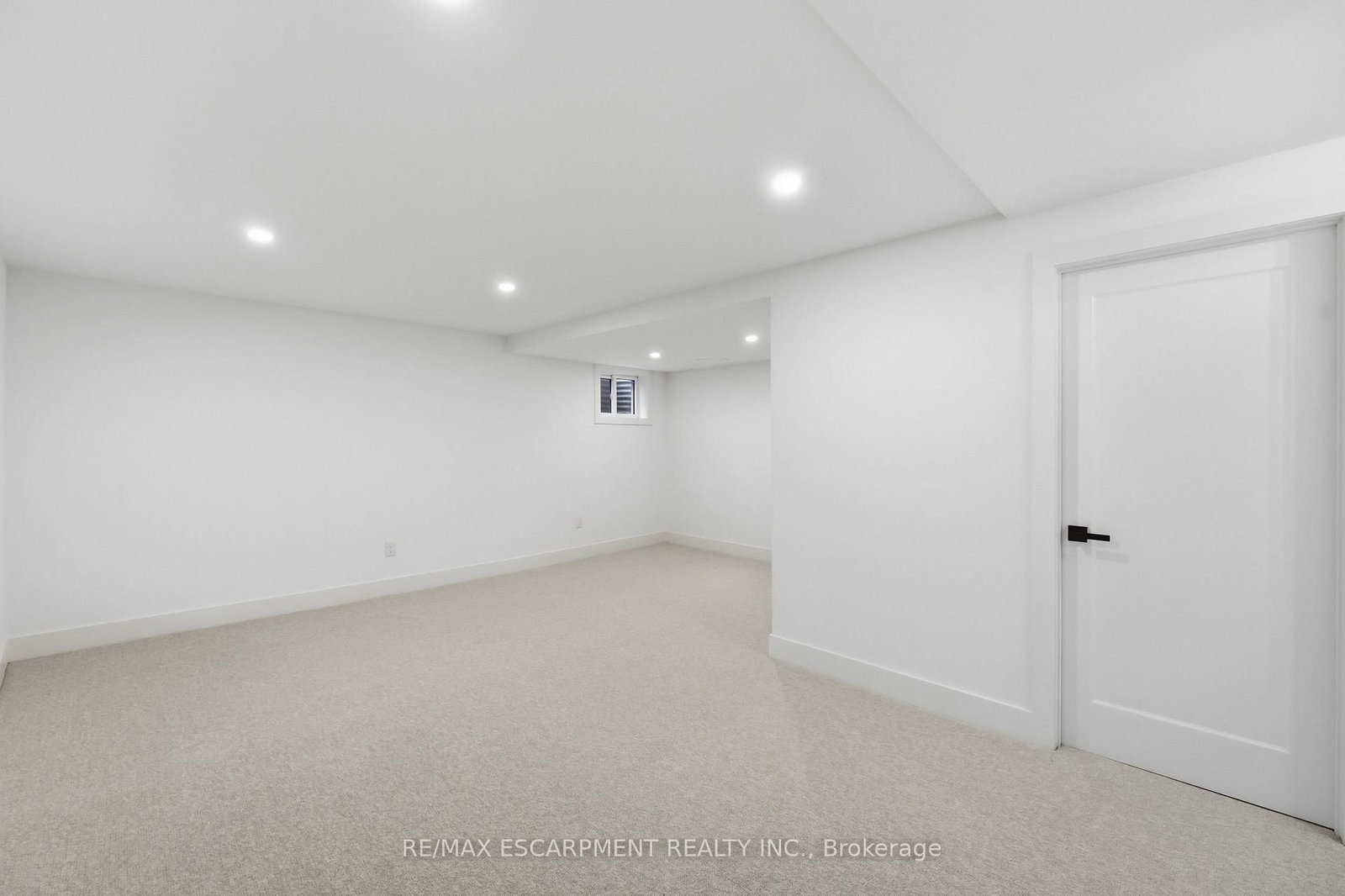 5095 Pinedale Avenue • #106 • Burlington, ON photo 32
