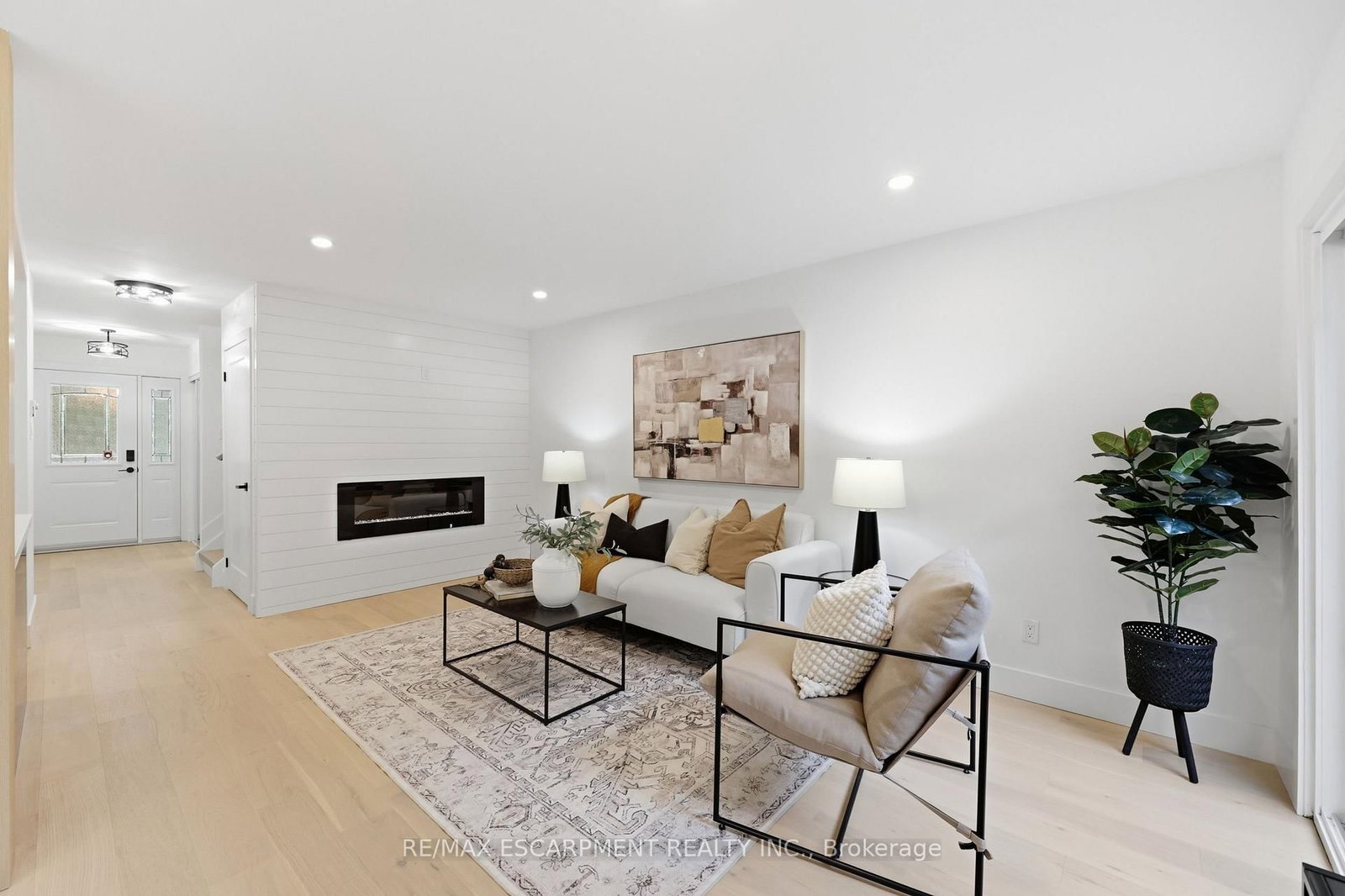 5095 Pinedale Avenue • #106 • Burlington, ON photo 9