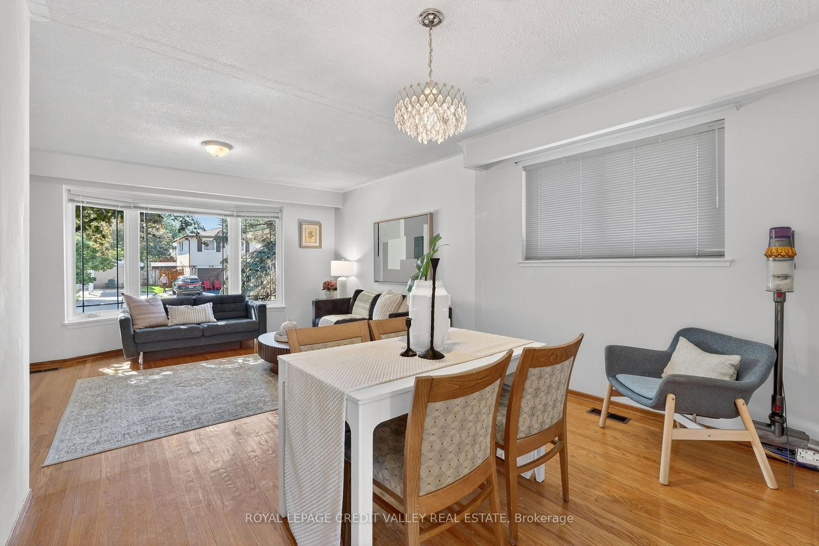 32 Farmington Drive • Brampton, ON photo 14