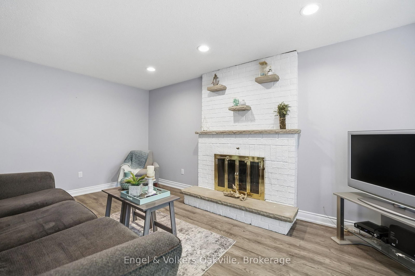 1245 Creekside Drive • Oakville, ON photo 11