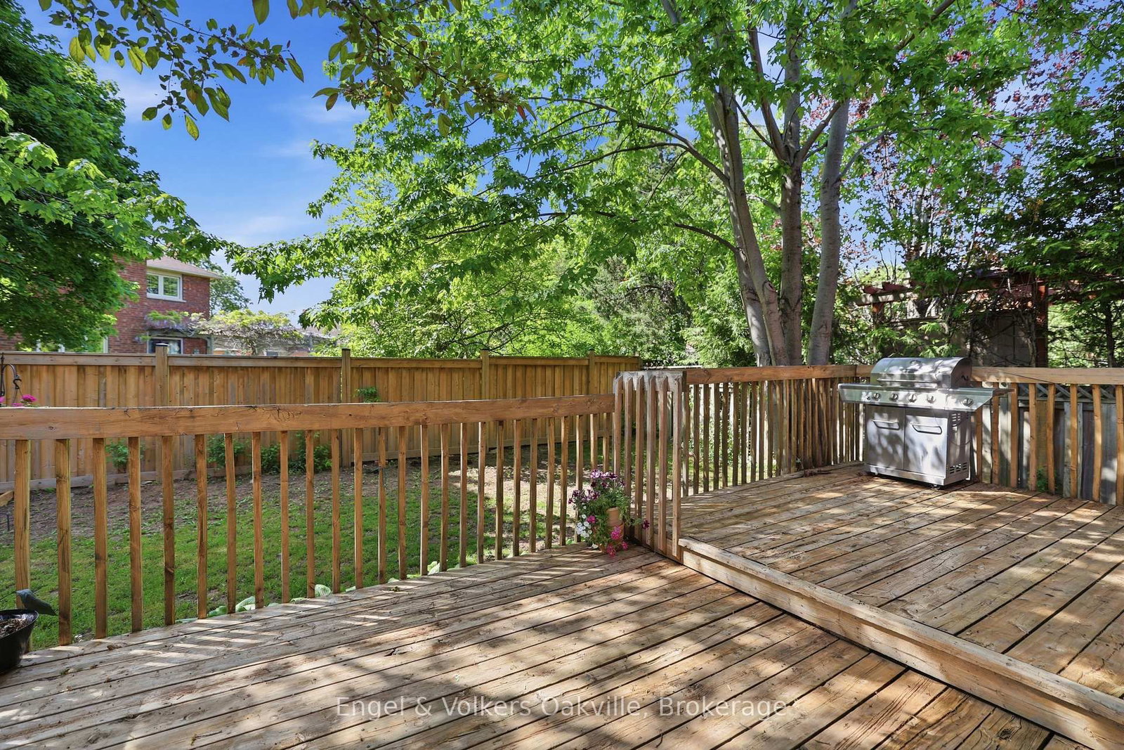 1245 Creekside Drive • Oakville, ON photo 15