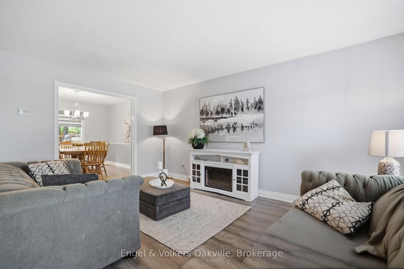 1245 Creekside Drive