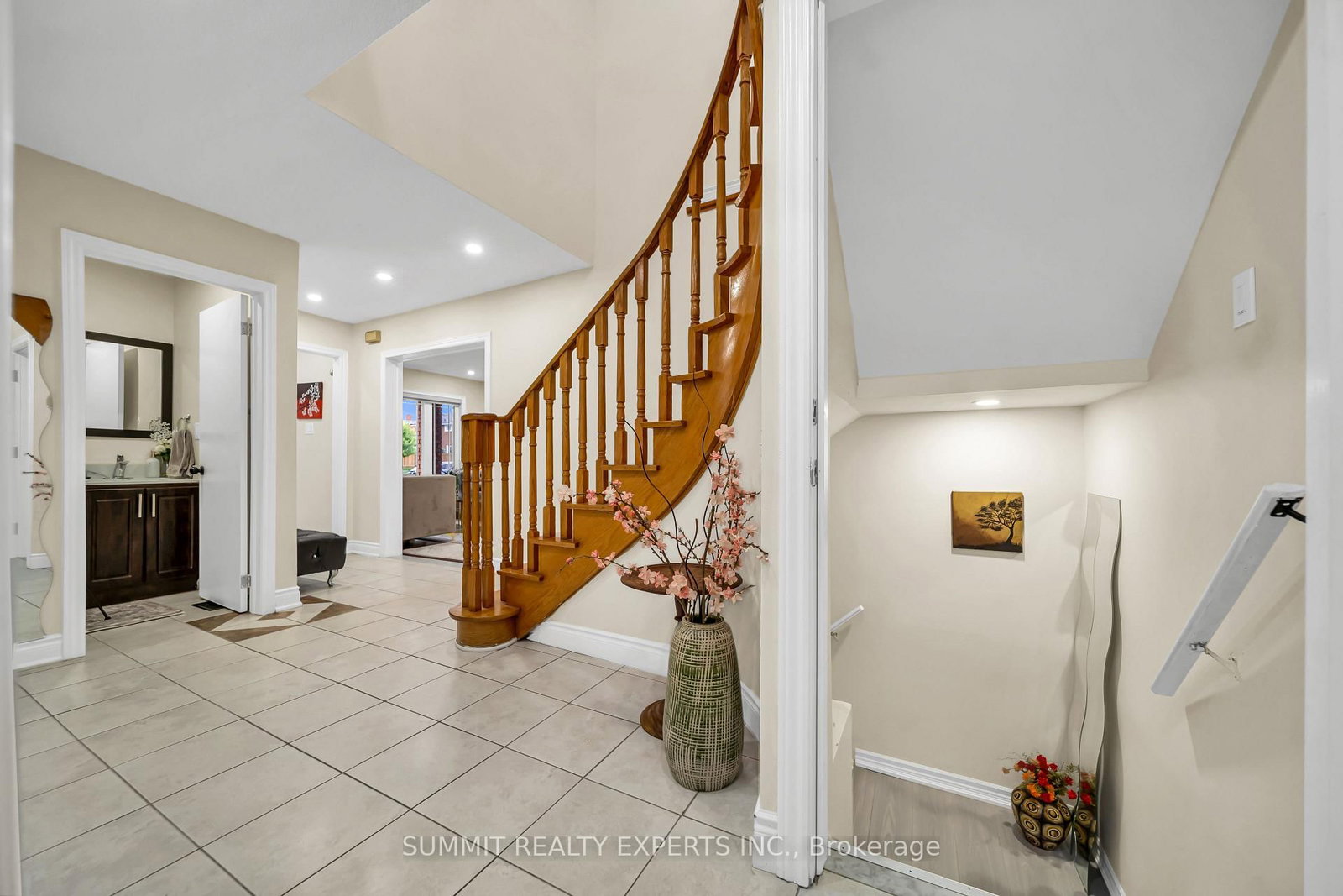 29 Coronation Circle • Brampton, ON photo 39