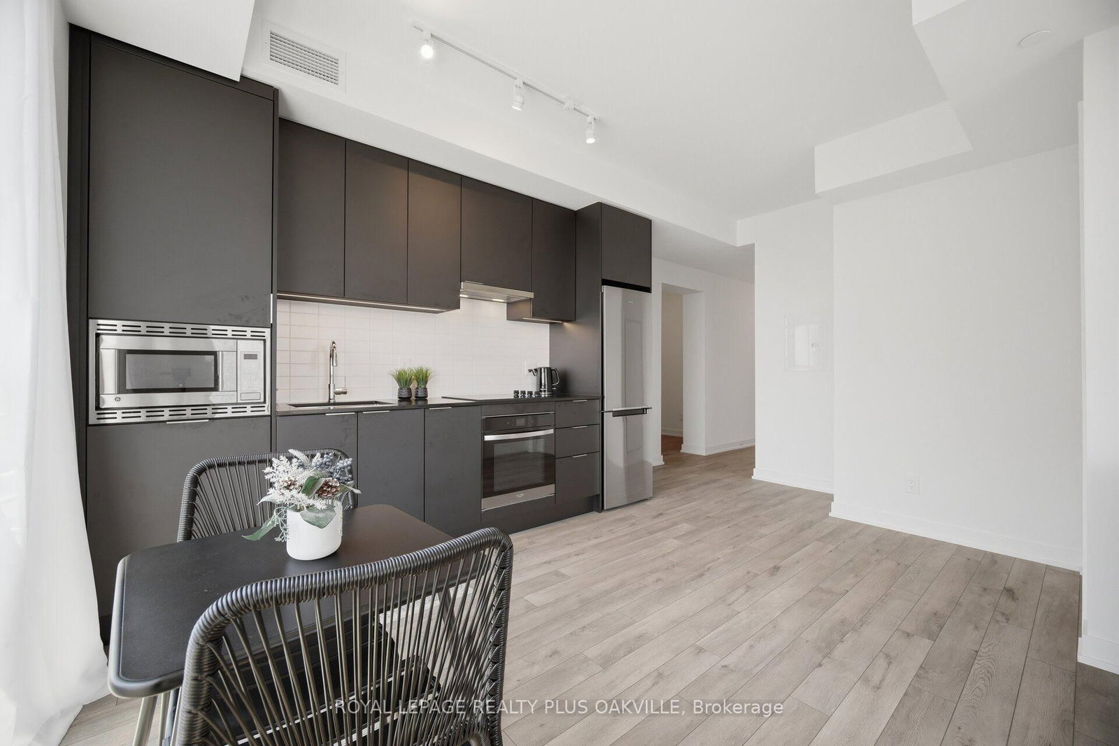 3079 Trafalgar Road • #1509 • Oakville, ON photo 11
