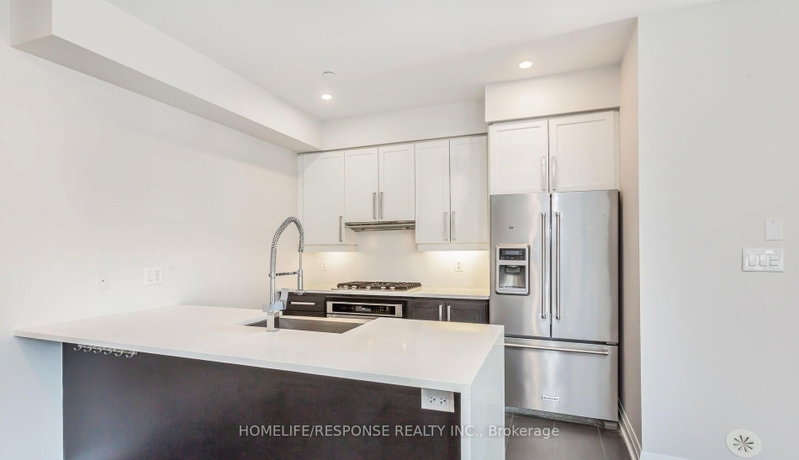 TH1 - 4020 PARKSIDE VILLAGE Drive