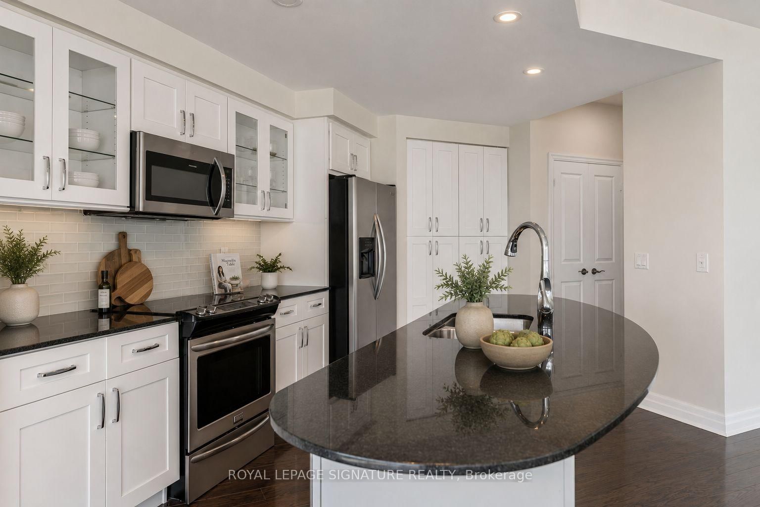 58 Marine Parade Drive • #1103 • Toronto, ON photo 15