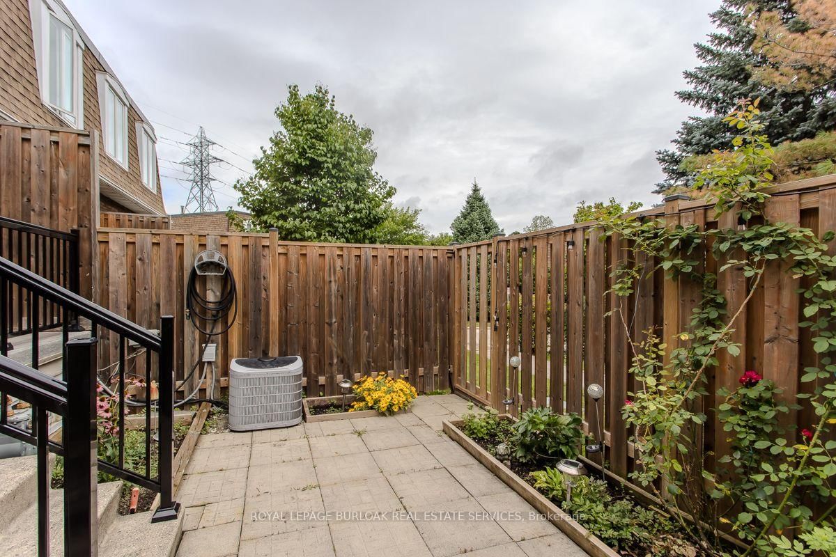 1526 Westminster Place • Burlington, ON photo 30