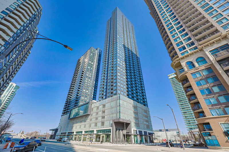 4512 - 395 Square One Drive