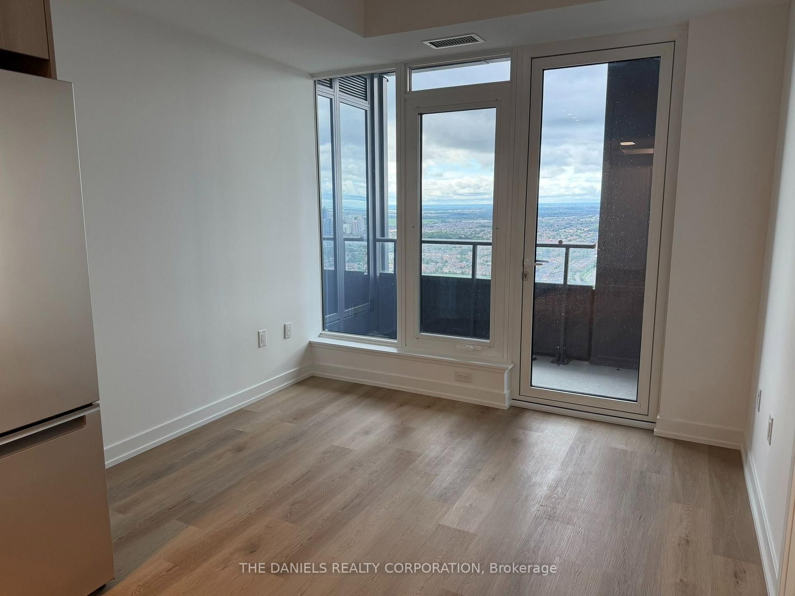 4512-395 Square One Dr, Mississauga, view 8