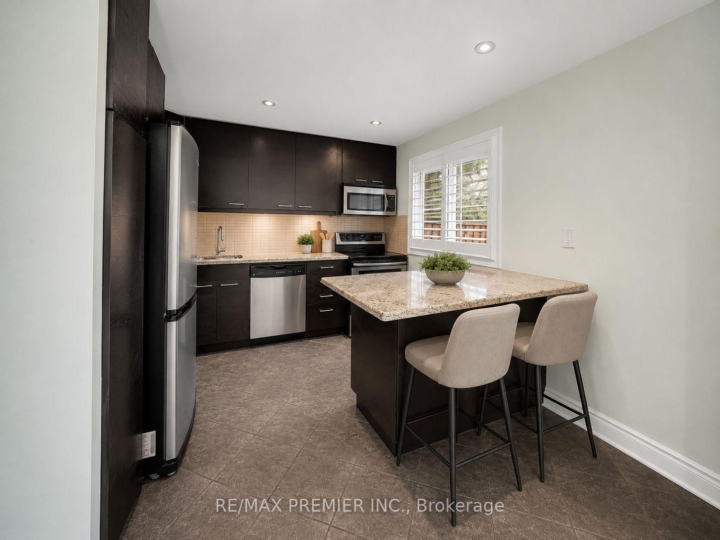 485 Timber Lane • Burlington, ON photo 13