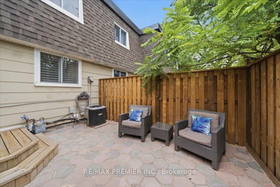 485 Timber Lane • Burlington, ON photo 4