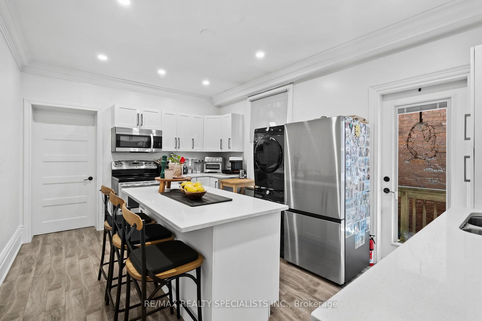 73 Elm Grove Avenue • Toronto, ON photo 11