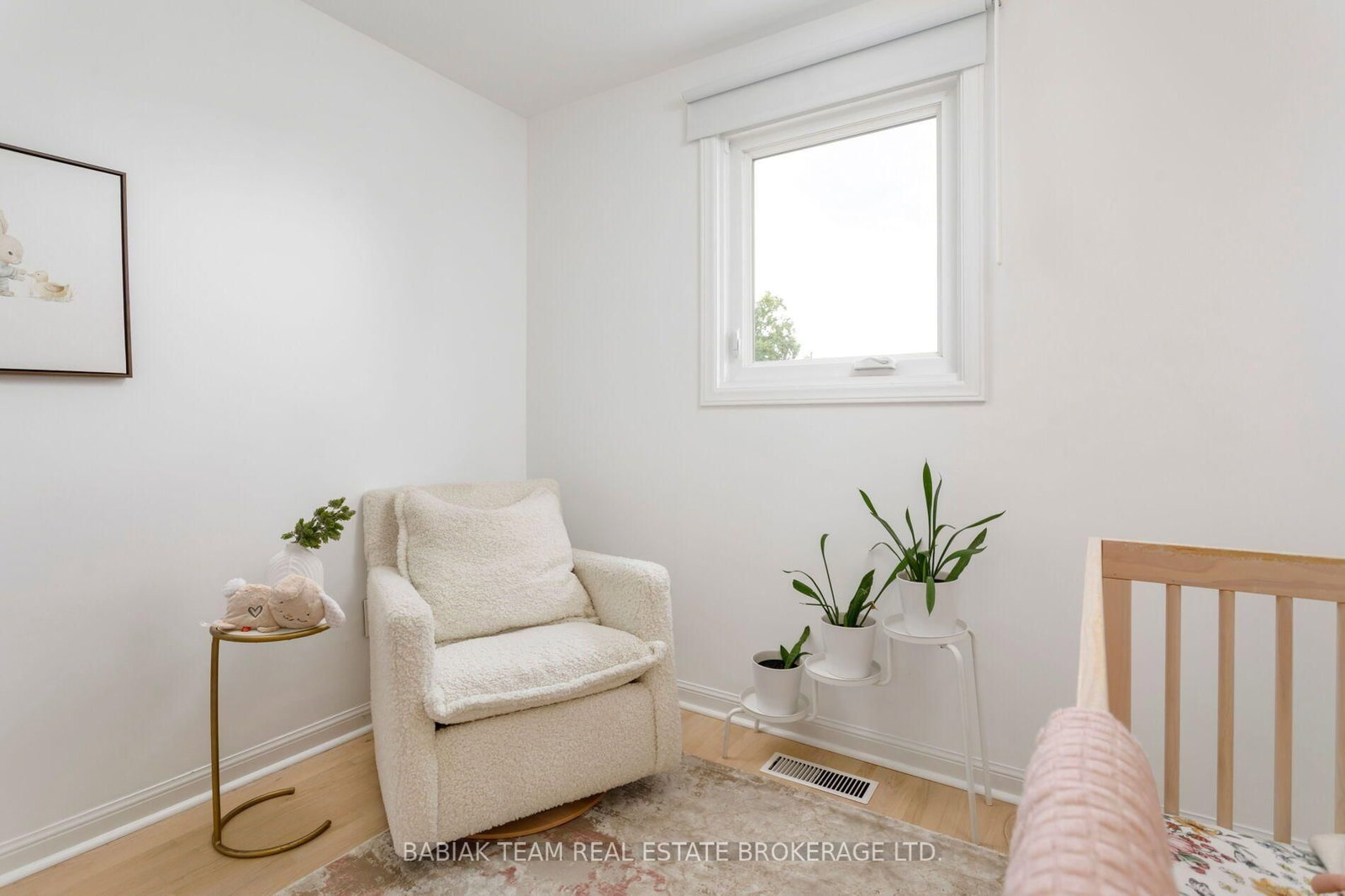 220 Medland Street W • Toronto, ON photo 21