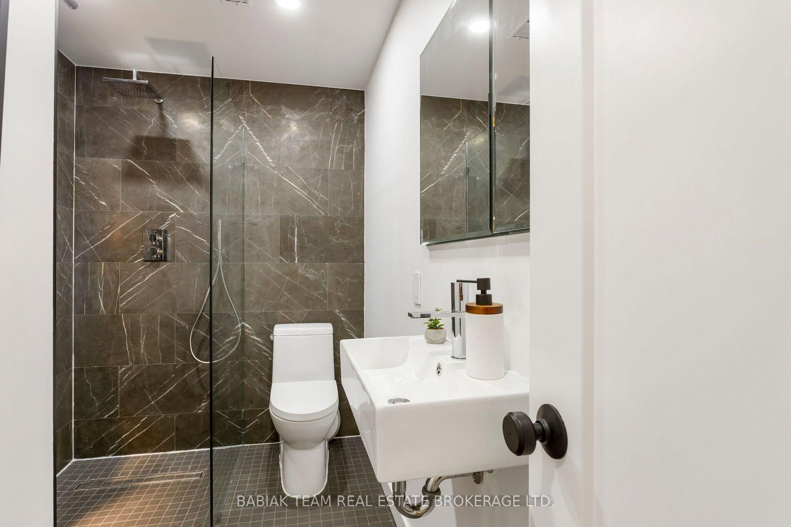 220 Medland Street W • Toronto, ON photo 36