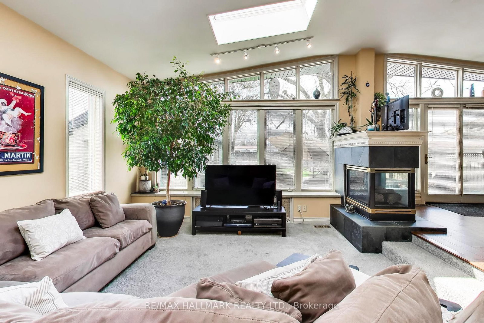 76 Ashbourne Drive • Toronto, ON photo 17