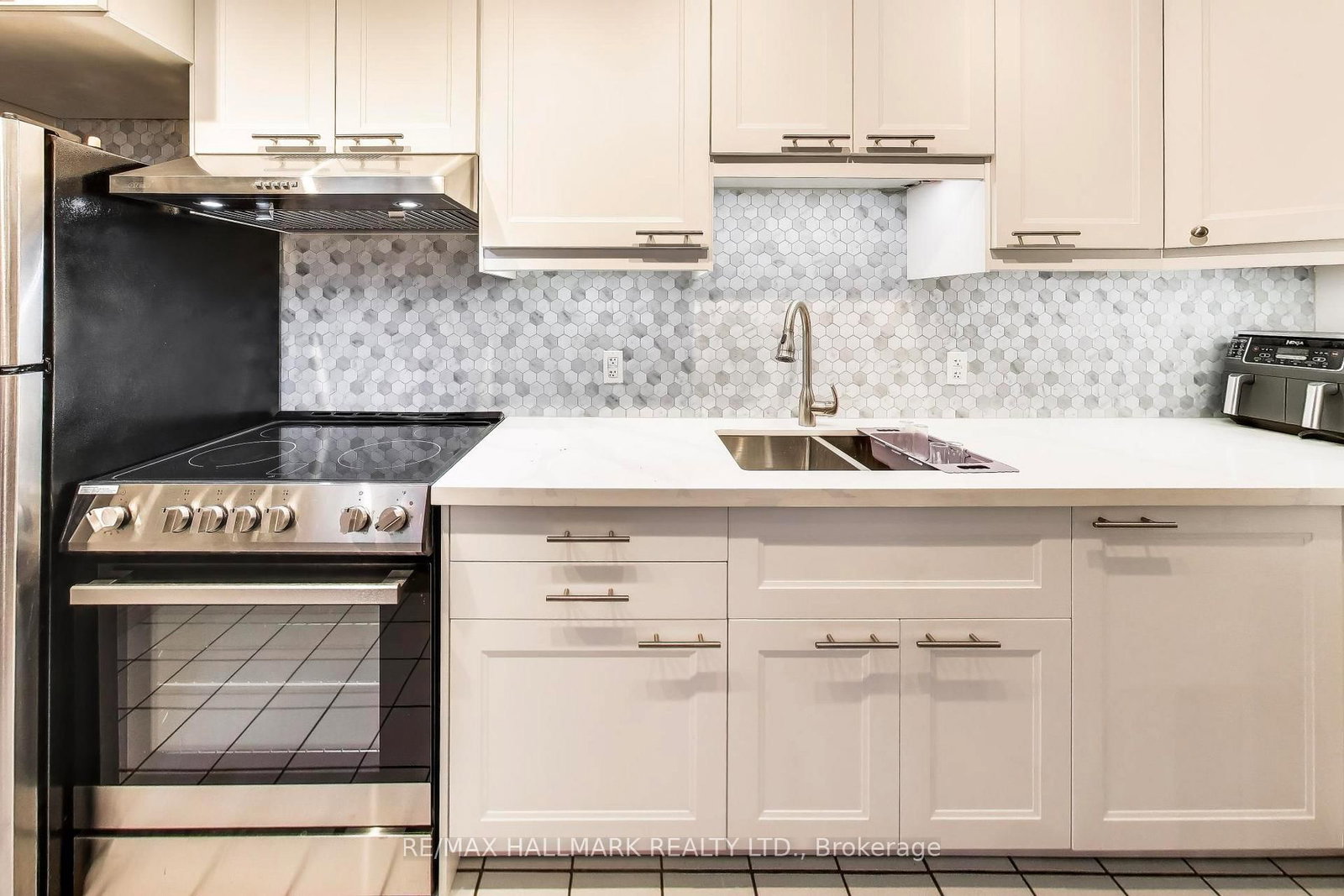 76 Ashbourne Drive • Toronto, ON photo 35