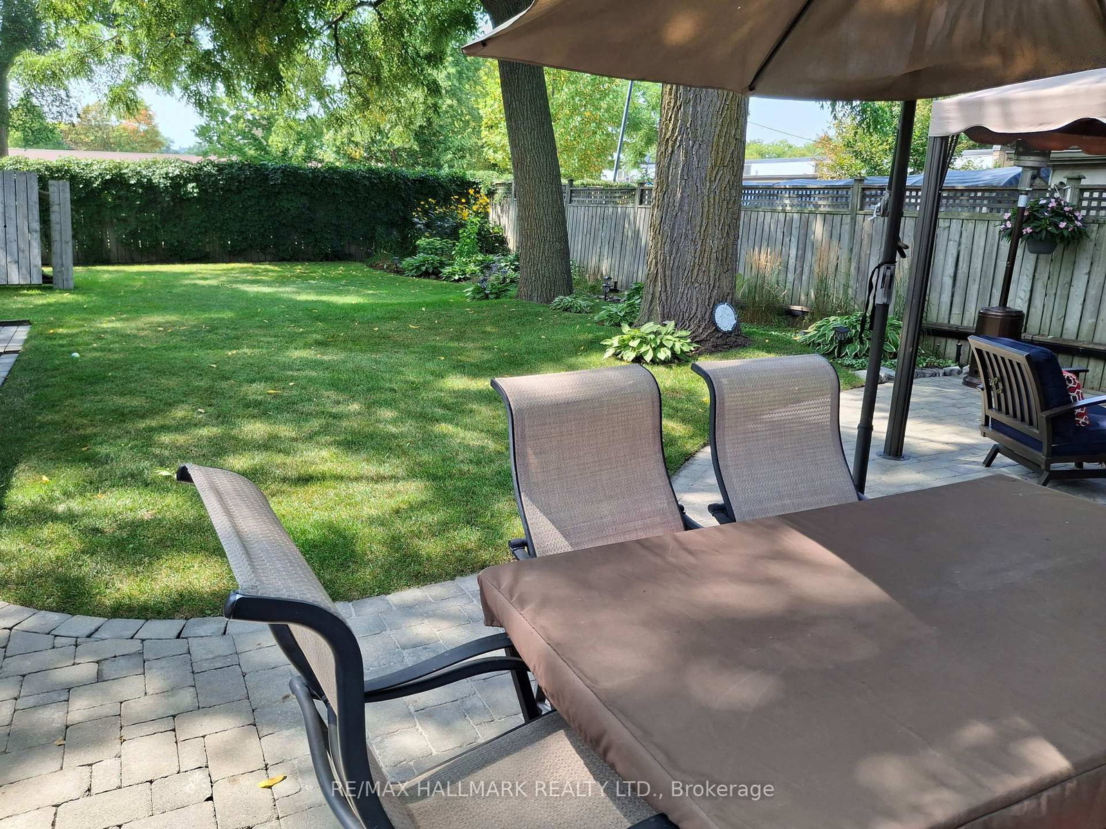 76 Ashbourne Drive • Toronto, ON photo 40