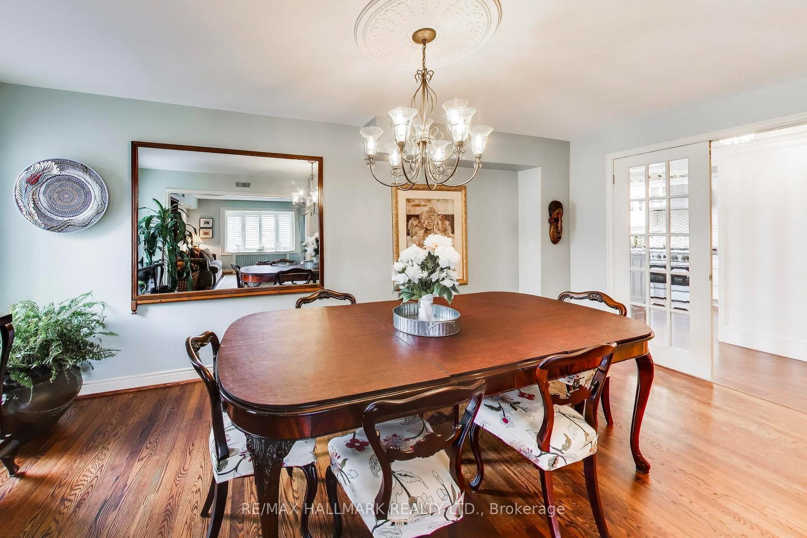 76 Ashbourne Drive • Toronto, ON photo 8
