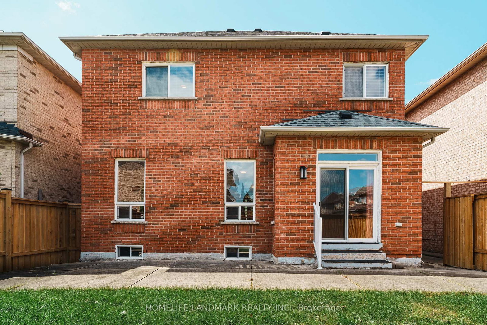 5487 Churchill Meadows Boulevard • Mississauga, ON photo 16