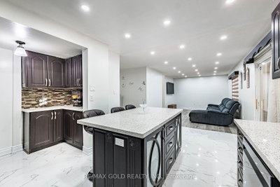 60 Four Seasons Brampton,ON L7A 2A7 — Photo 14