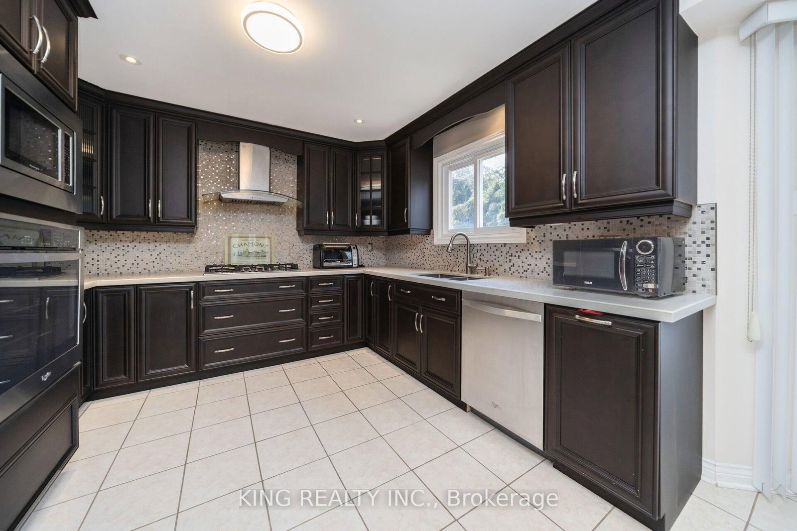 52 Leeward Drive • Brampton, ON photo 11