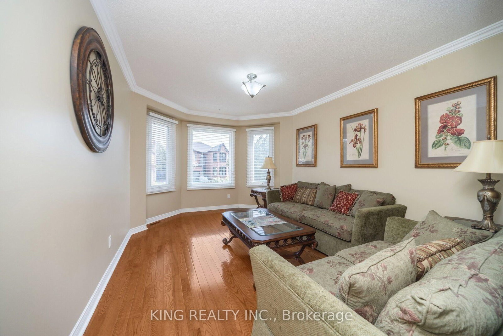 52 Leeward Drive • Brampton, ON photo 4