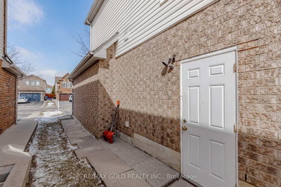 153 Cordgrass Brampton,ON L6R 2A1 — Photo 17