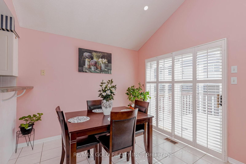 153 Cordgrass Brampton,ON L6R 2A1 — Photo 37