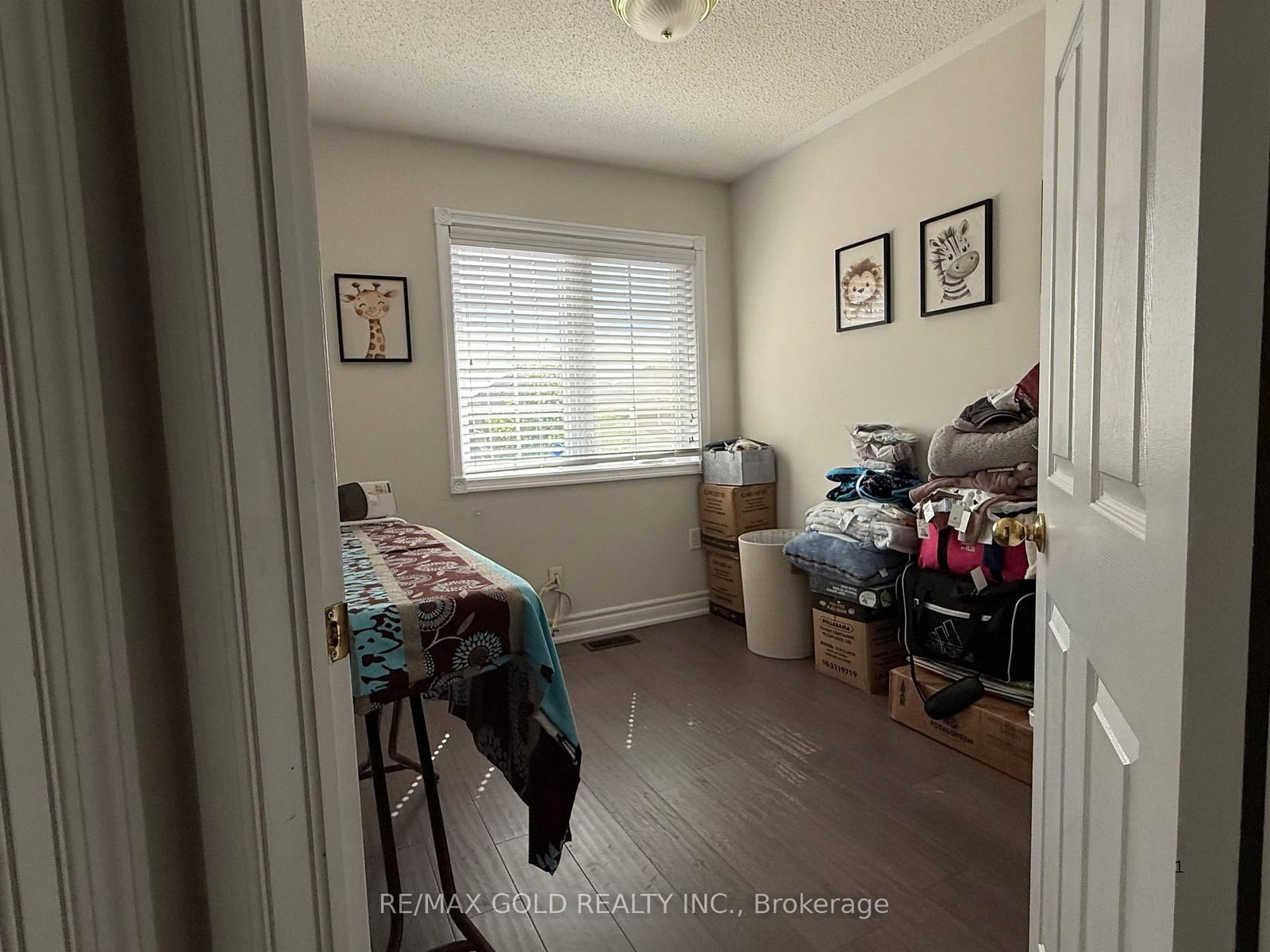 13 Eastway Street • Brampton, ON photo 10