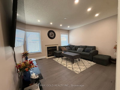13 Eastway Street • Brampton, ON photo 4