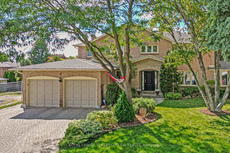8 Chalmers Crt, Brampton, Ontario