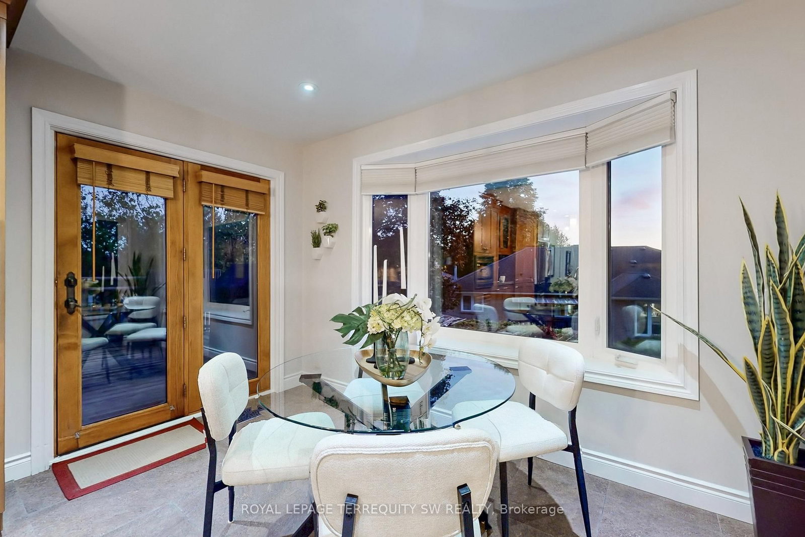 8 Chalmers Court • Brampton, ON photo 13