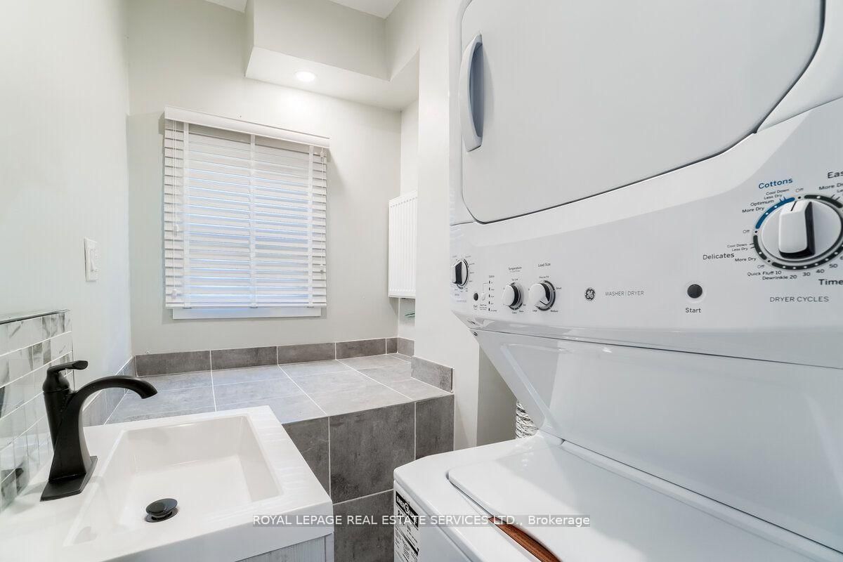 31 Tyndall Avenue • Toronto, ON photo 13