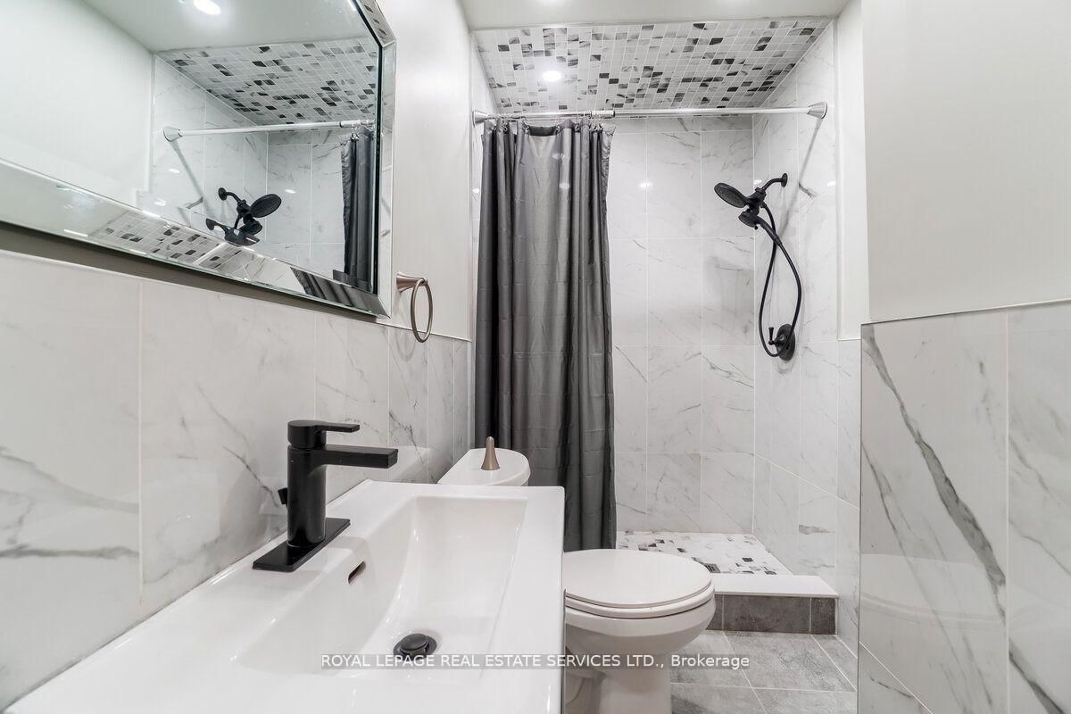 31 Tyndall Avenue • Toronto, ON photo 33