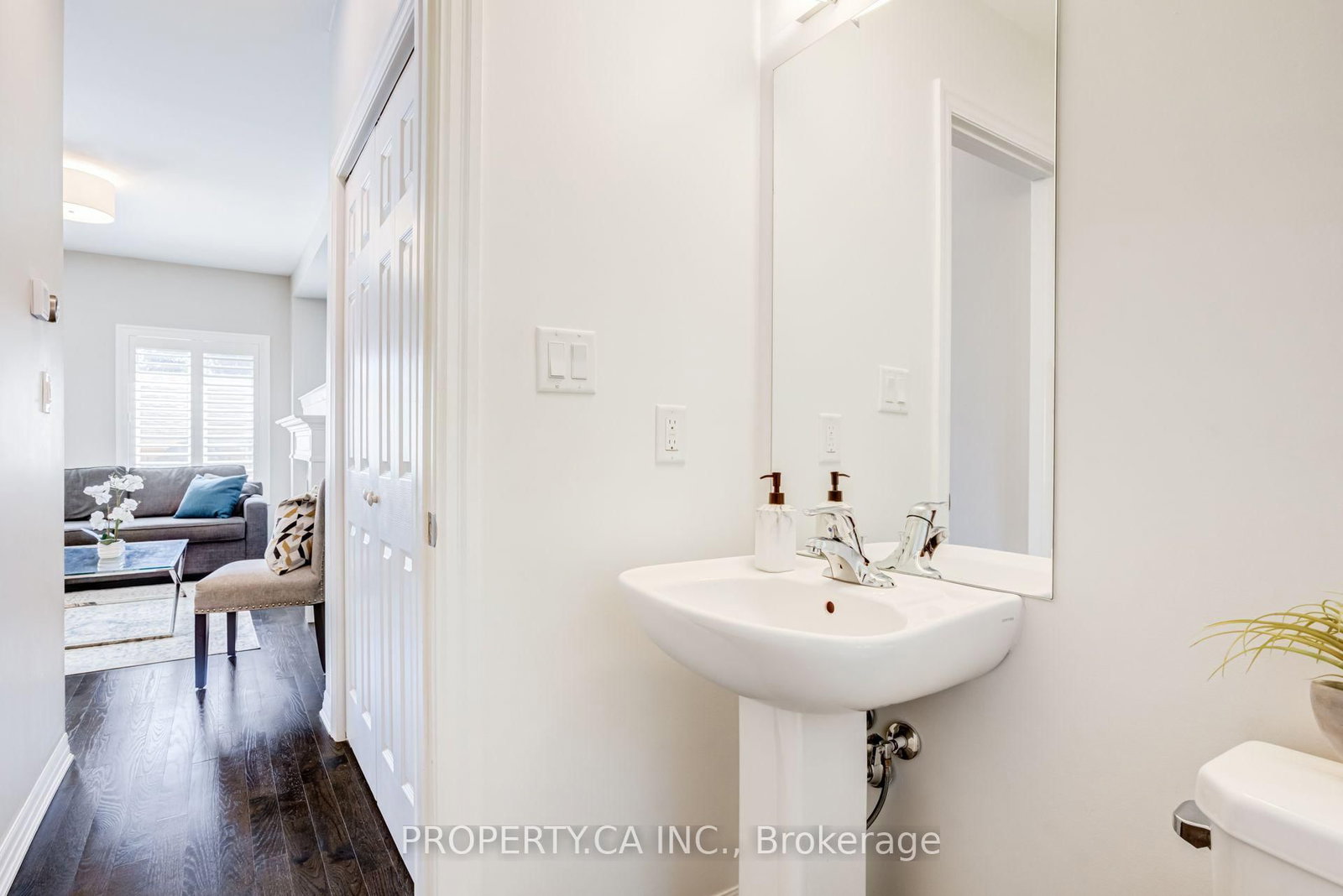 1226 Azinger Lane • Mississauga, ON photo 14