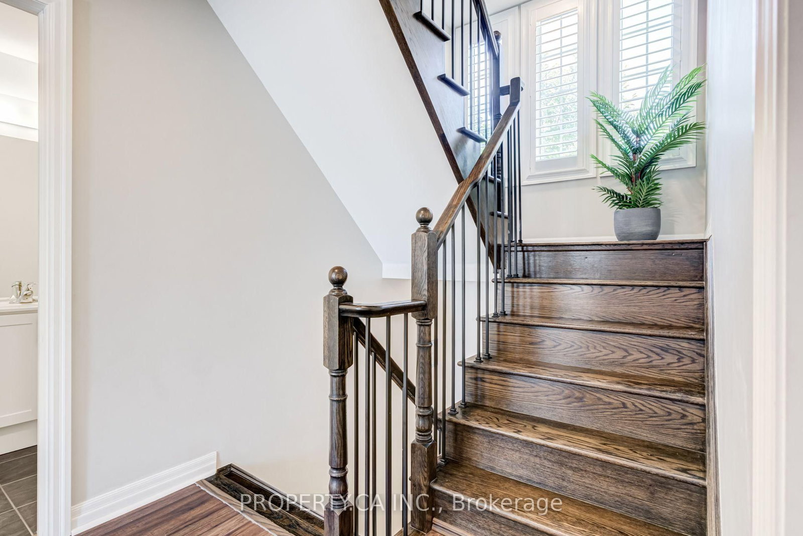 1226 Azinger Lane • Mississauga, ON photo 23