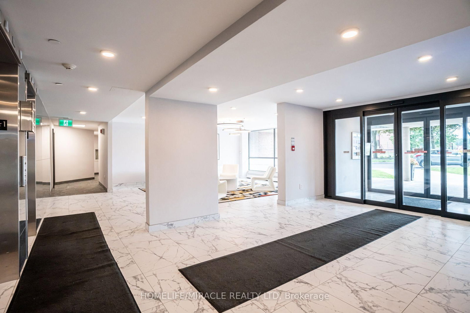 3501 Glen Erin Drive • #302 • Mississauga, ON photo 9