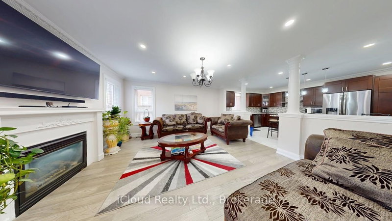 71 Tufton Brampton,ON L7A 3J2 — Photo 4