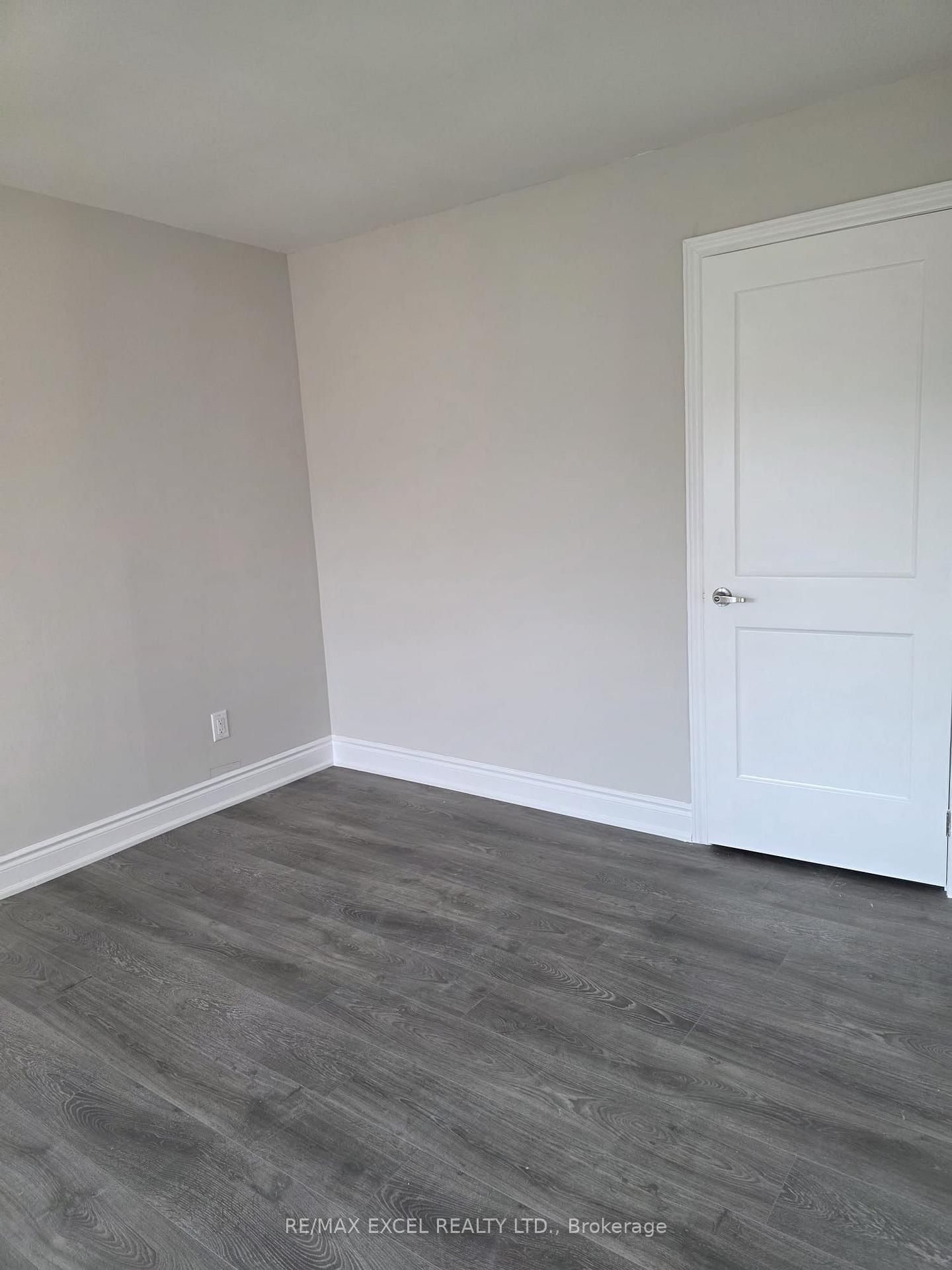 Upper Floor-420 Winfield Terr, Mississauga, view 10