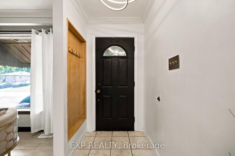 57 Brisco Brampton,ON L6V 1X1 — Photo 8