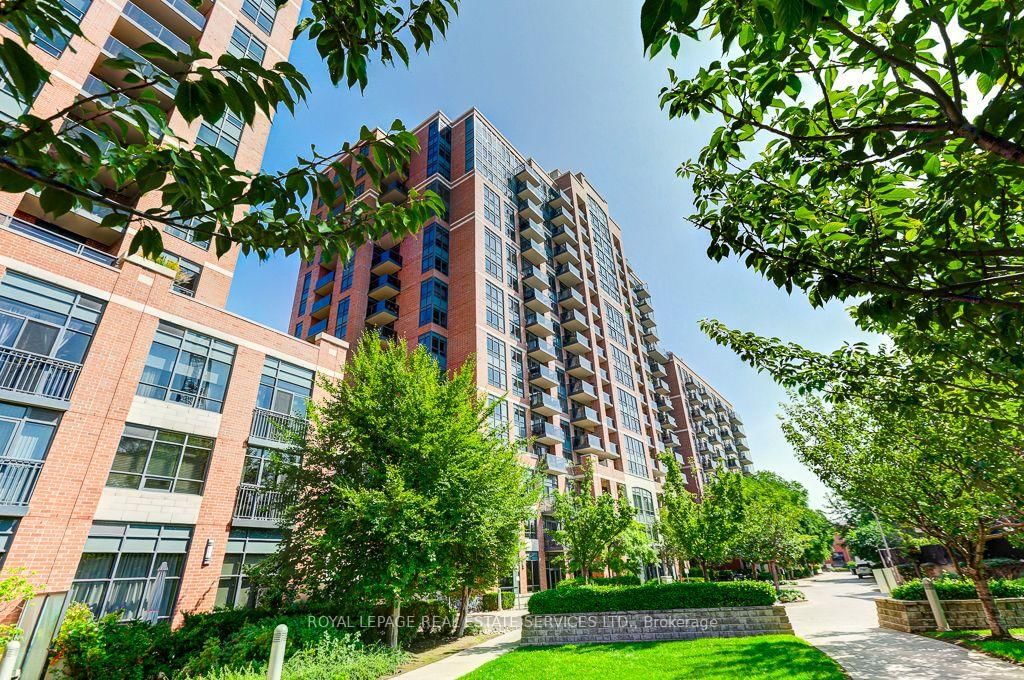 61 Heintzman Street • Toronto, ON photo 1